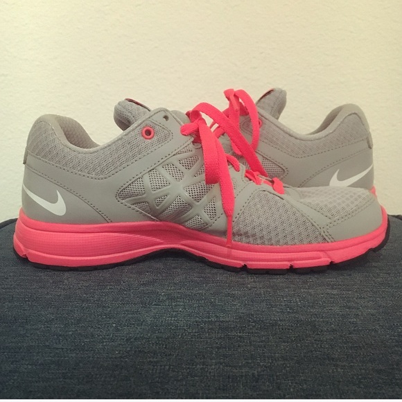 Nike! So cute! - Picture 4 of 7